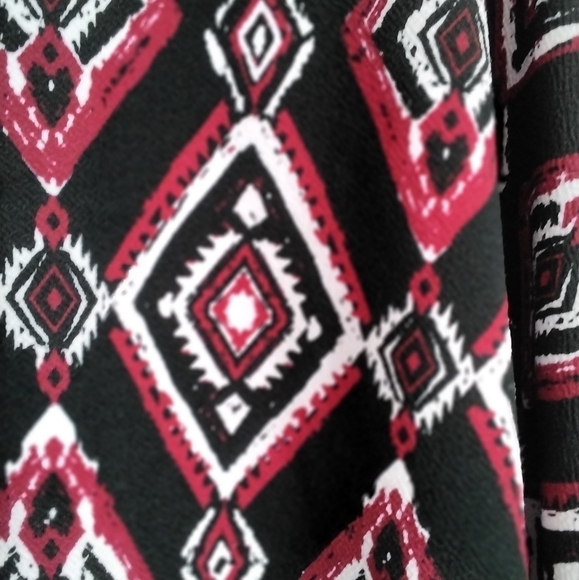 Empyre Mini Skater Skirt    Size S - Picture 3 of 4